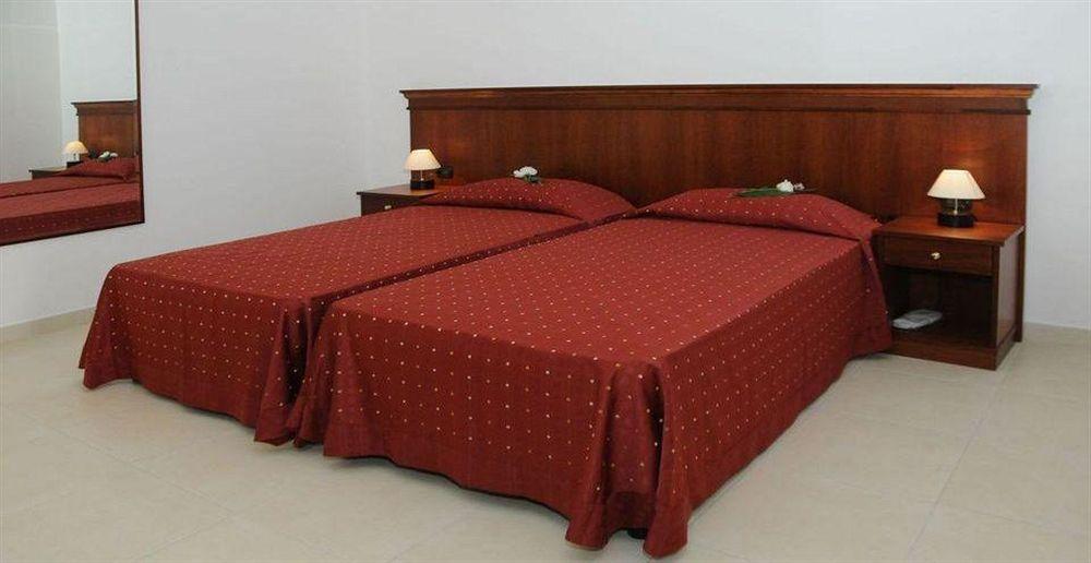 Agri Hotel Conte Salentino 산티시도로 외부 사진