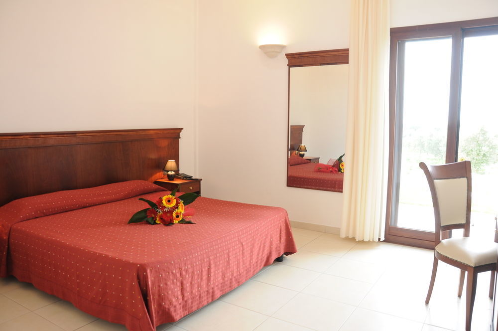 Agri Hotel Conte Salentino 산티시도로 외부 사진